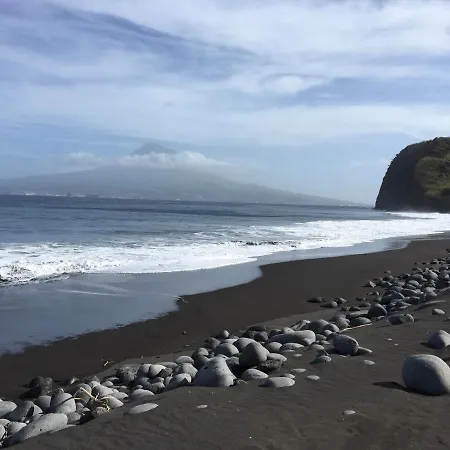 Bed & Breakfast Faial Casa Dankari